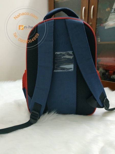miêu tả mặt sau của mẫu ba lô trẻ em 06