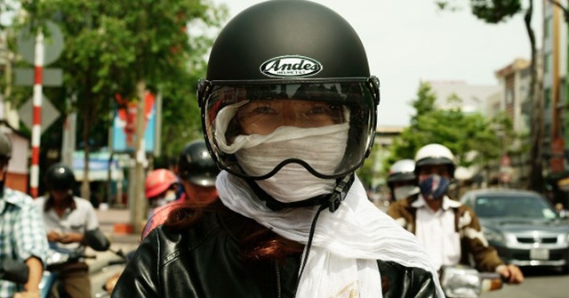 Cách để làm sáng kính của nón bảo hiểm